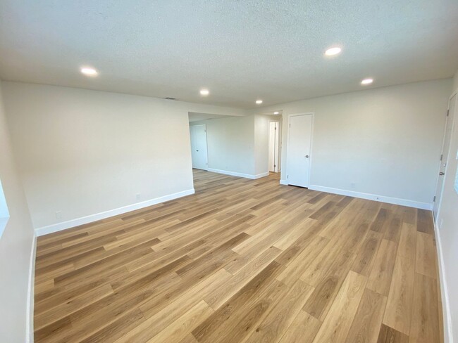 Foto del edificio - Completely Remodeled 3 Bedroom Cypress Hou...