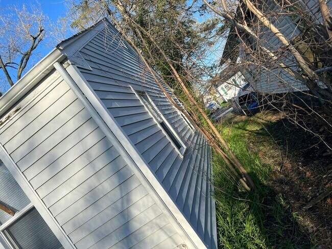Building Photo - 849 South Belmont Avenue