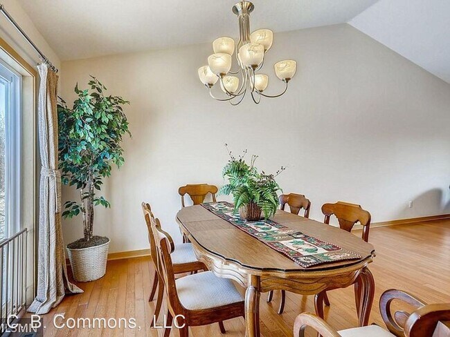 Foto del edificio - 6 br, 3 bath House - 8634 Edison St NE