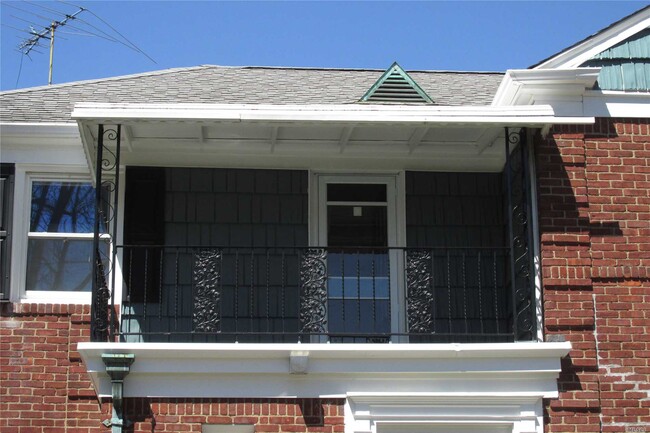 Building Photo - 96 Verbena Ave