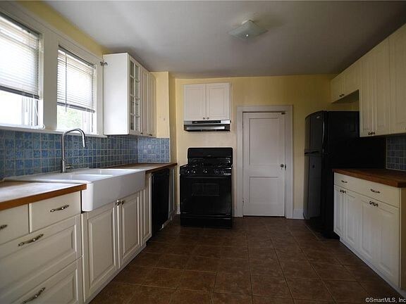 Building Photo - A fantastic home you will love