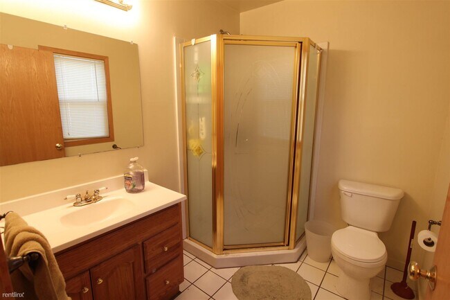 Building Photo - 8 br, 3 bath House - 909 Sylvan Ave