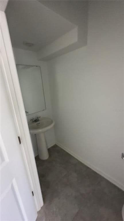 Foto del edificio - 3207 Laurent Lp