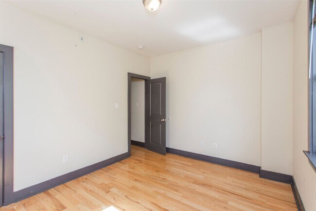 Foto del edificio - 4 br, 2 bath Duplex - 1709 ARLINGTON ST Un...