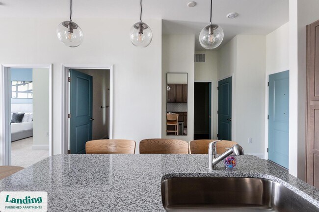 Foto del edificio - 135 Dresser Ln