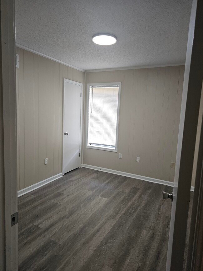 Foto del edificio - 6436 Oak Park Dr