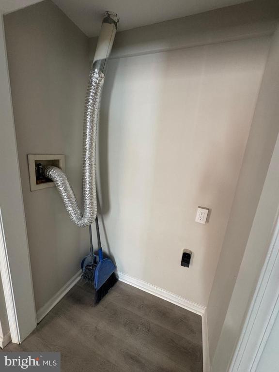 Foto del edificio - 1222 Linwood Ave