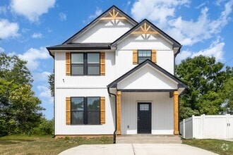 Building Photo - 707 W Jefferson Ave