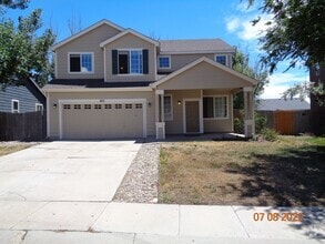 Building Photo - 822 Hayloft Ln