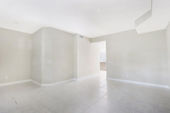 Building Photo - 2793 E Community Dr