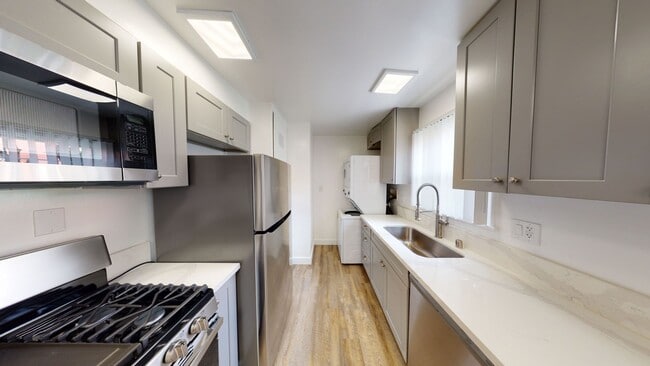 Building Photo - *FREE RENT* 1 bed/1 bath unit in Valley Vi...