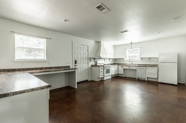 Foto del edificio - 1627 N 9th St