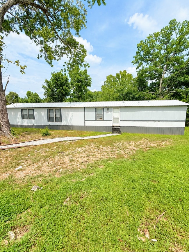 Building Photo - 20766 Hamlet Dr