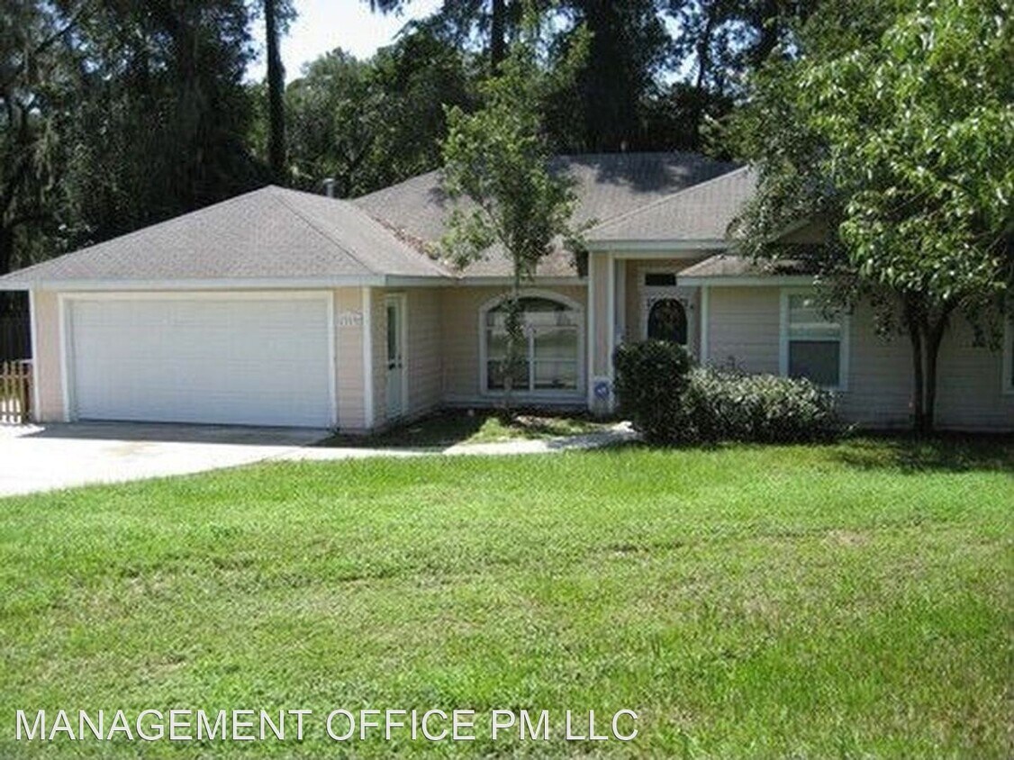 4 br, 3 bath House 2253 SW 41 Ln House Rental in Gainesville, FL