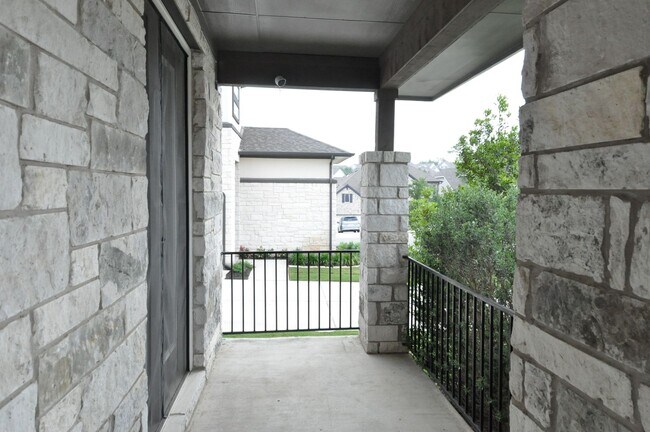 Foto del edificio - Gorgeous Home with Green Belt view!