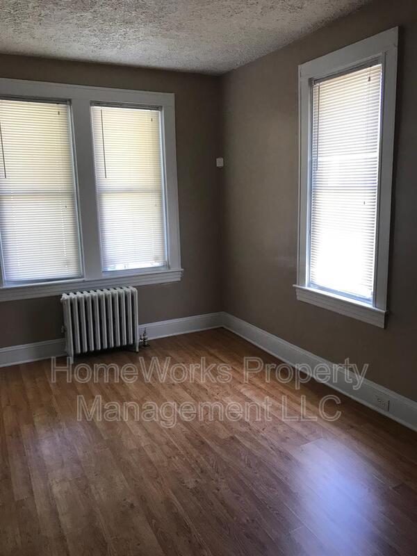 Foto del edificio - 2919 Fleetwood Ave