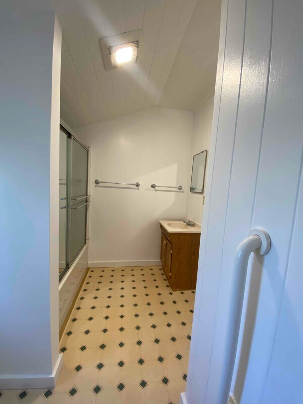 Building Photo - 2313 Stites Ave