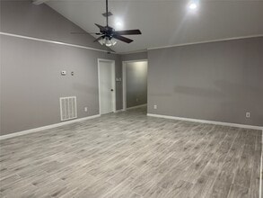 Building Photo - 3815 Avenue R