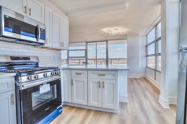 Photo - 6050 JFK Blvd E Apartment