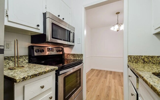 Foto del edificio - 140 Lablanc Way NW