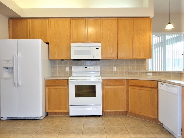 Foto del edificio - 2236 Golf Manor Blvd
