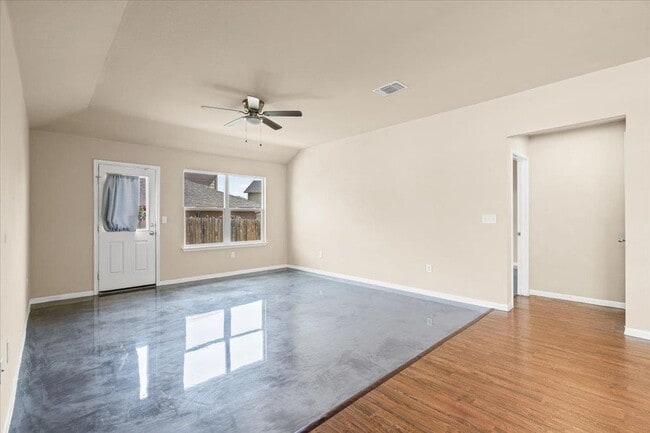 Building Photo - 12220 Walter Vaughn Dr