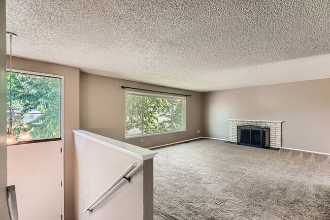 Building Photo - 2205 S 283Rd Street S, Federal Way, WA, 98003