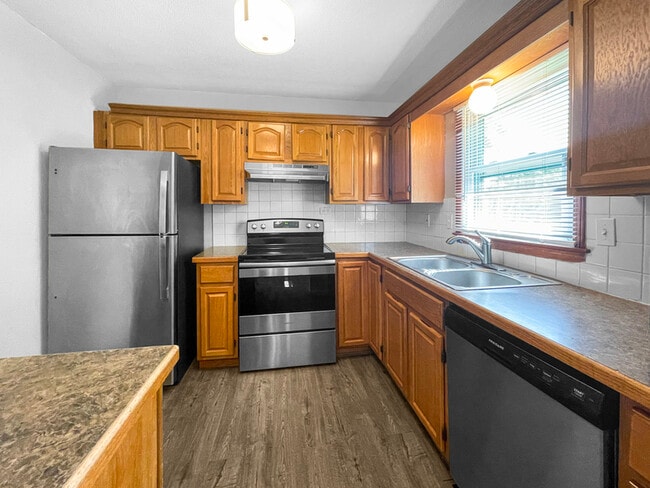 Building Photo - 8307 Ditzler Ave