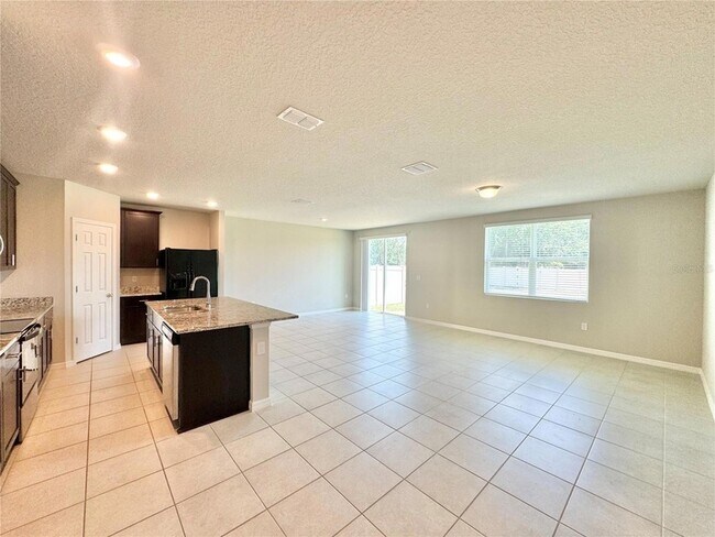 Building Photo - 1343 Benevento Dr