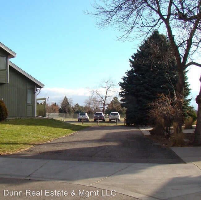 Building Photo - 3 br, 3 bath House - 1045 Driftwood Dr.