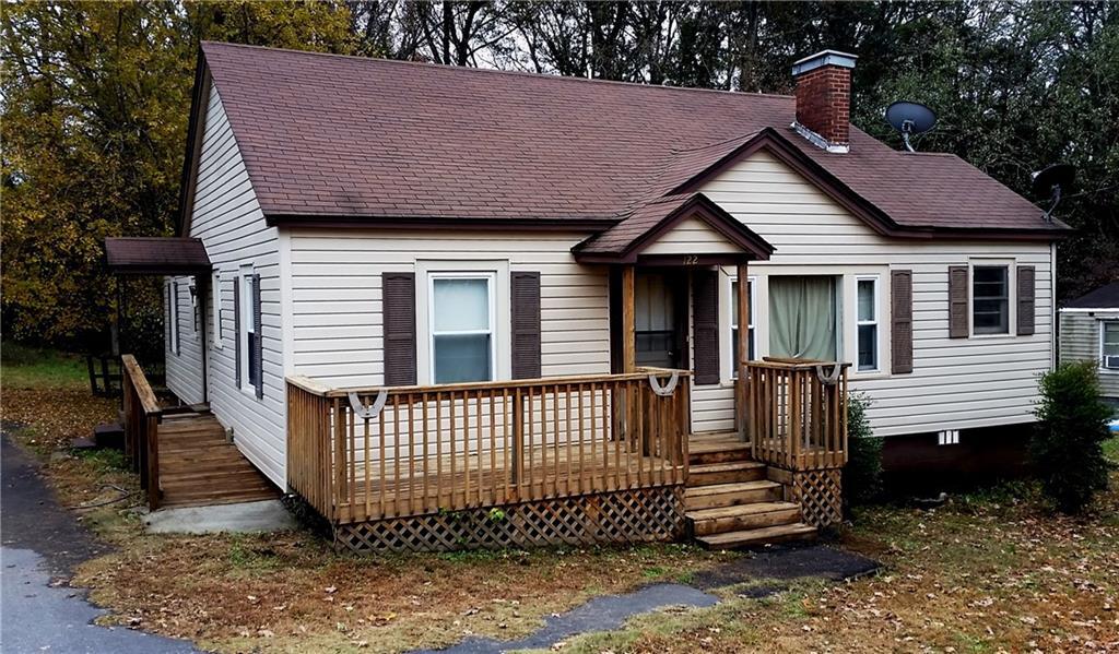 Primary Photo - 122 Cedar St