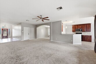 Building Photo - 21011 Narrow Gate Dr