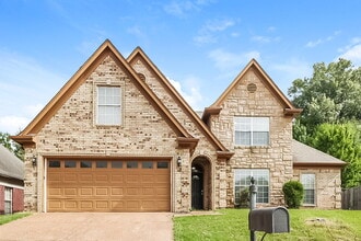 Building Photo - 10156 Lynham Dr