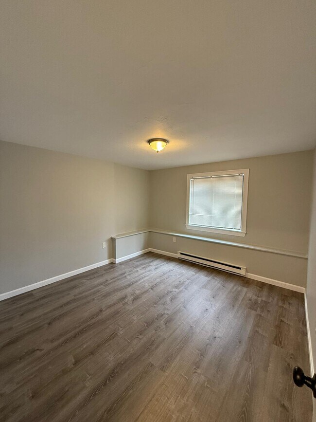 Foto del edificio - 431 Sunderland Rd