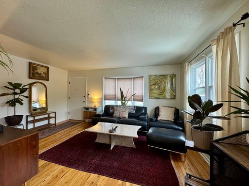 Photo - Furnished 3 Bedroom / 1 Bath – Available Now (3+ Month Stay) Prime Location Near Old Town Arvada! House