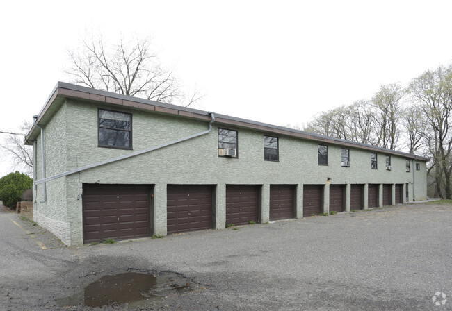 Building Photo - 9838 E River Rd NW