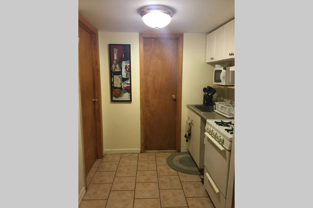 Primary Photo - 2911 Pearsall Ave