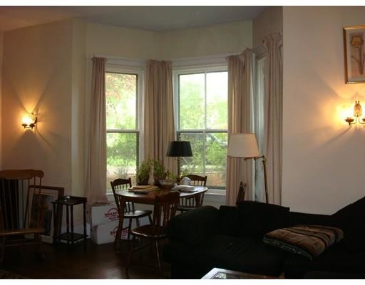 Foto del edificio - 337 Central St