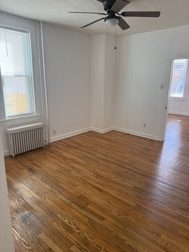 Building Photo - 907 N Duke St