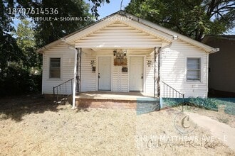 Building Photo - 818 W Matthews Ave