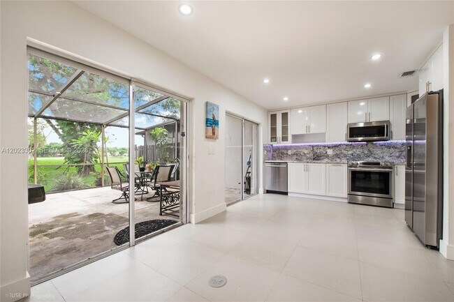 Foto del edificio - 15463 SW 110th Terrace