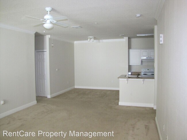 Building Photo - 3 br, 2 bath House - 130 Southern Pecan Ci...