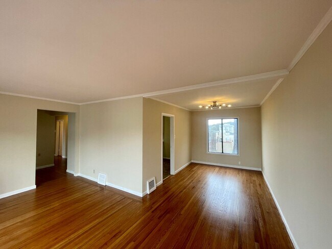 Foto del edificio - 1440-1442 Judah Street (1150r)