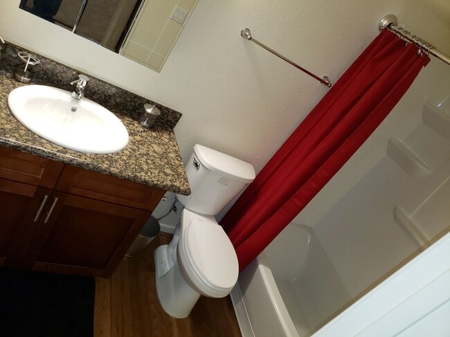 Interior Photo - Desert Lakes Apartments