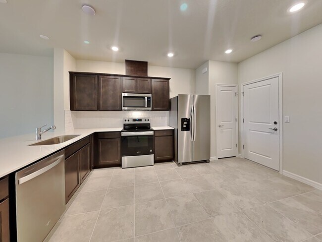 Photo - 3117 Emerald Acrs Ln Townhome