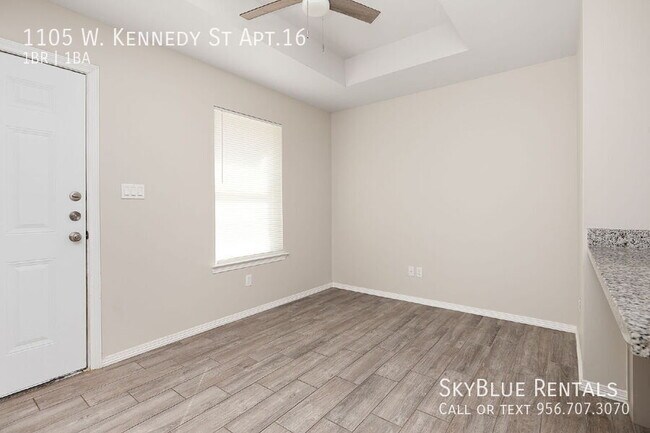 Building Photo - 1105 W Kennedy St
