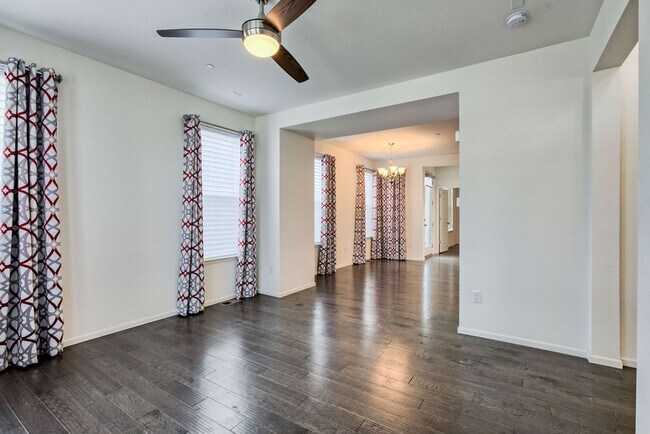 Building Photo - North Fort Collins Living in Mosaic: Styli...