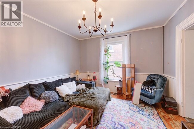 Building Photo - 174 Darling St