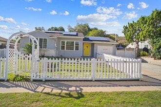 Building Photo - 5960 Nagel St