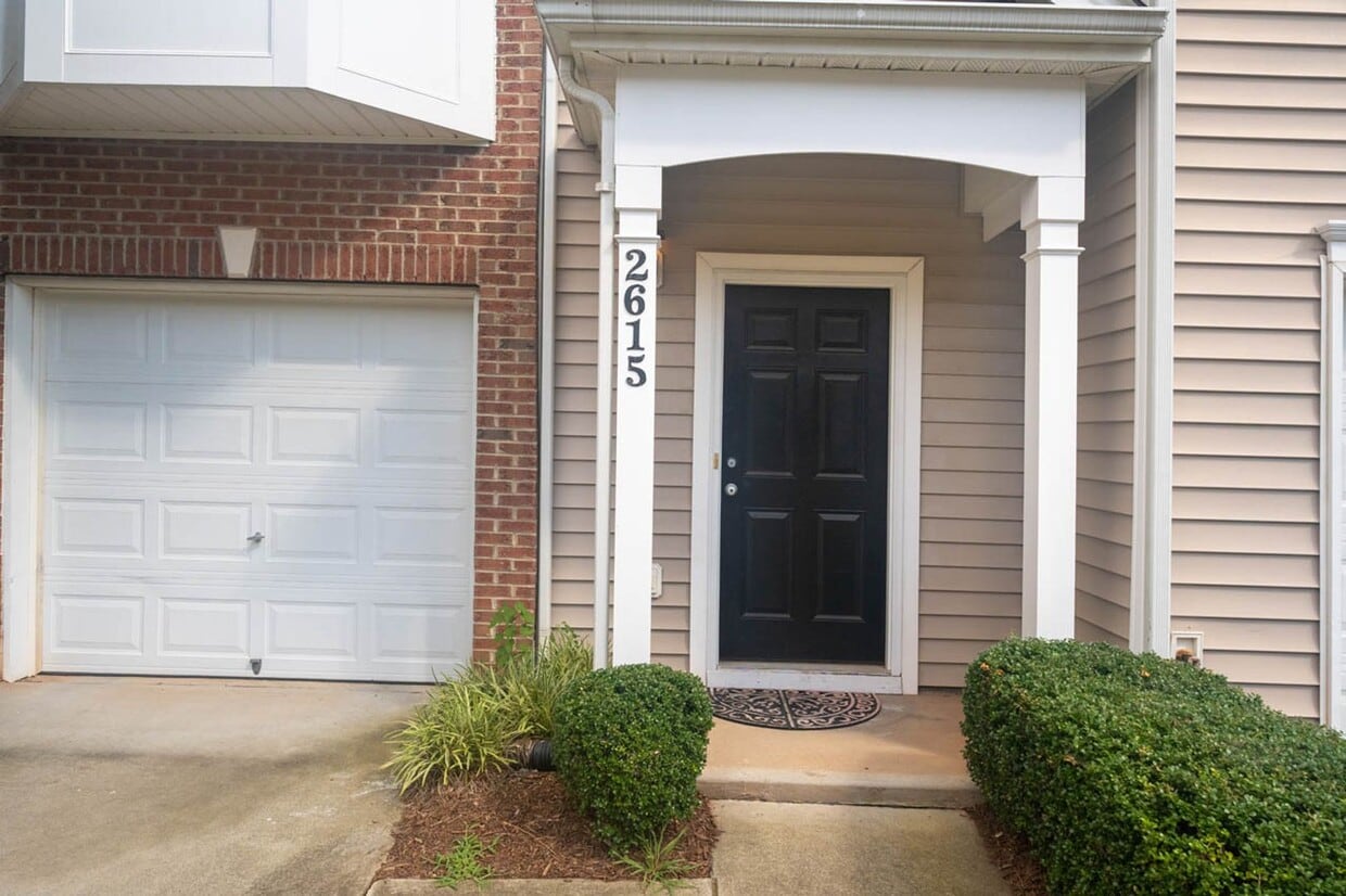 Photo - 2615 Wyntercrest Lane